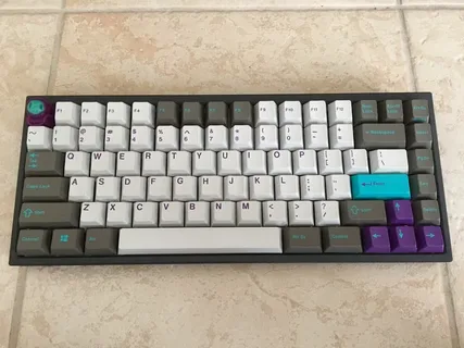 Compact and Efficient: How a 75% Keyboard Can Maximize Desk Space